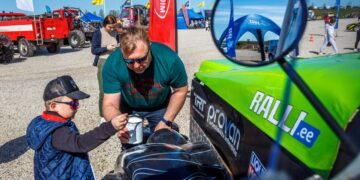 Driftihooaega tutvustati Lange Motokeskuse perepäeval. Foto: Pille Russi