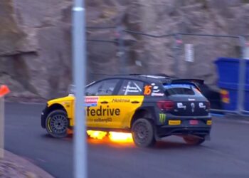 Solbergi auto avakatsel, Foto: FIA ERC