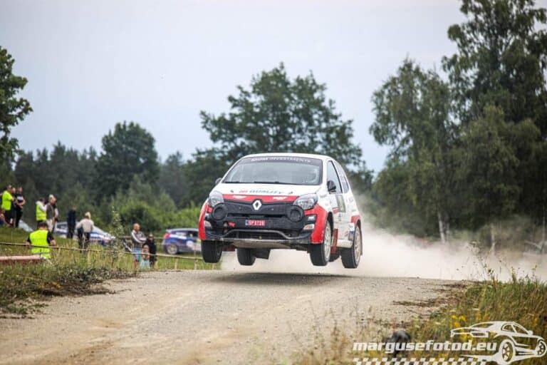 Trevon Aava / Urmo Aava võitsid konkurentsitiheda J16 klassi. Foto: Margus Kirs