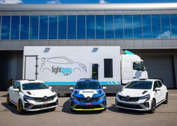 LightGrey meeskonna autod. Foto: LightGrey