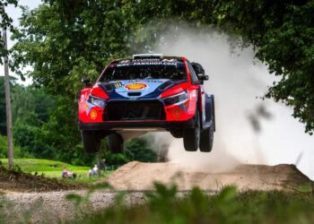 Ott Tänak ja Martin Järveoja Läti rallil 2024, Foto: Jaanus Ree / Red Bull Content Pool