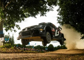 Seastien Ogier ja Vincent Landais Läti rallil 2024, Foto: Jaanus Ree / Red Bull Content Pool