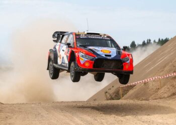 Ott Tänak ja Martin Järveoja Läti MM-rallil 2024, Foto: Jaanus Ree / Red Bull Content Pool