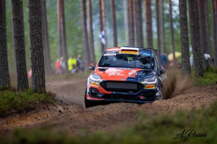 SUUR GALERII: Ott Tänak, Robert Virves, Georg Linnamäe ja Romet Jürgenson Soome MM-rallil 2024