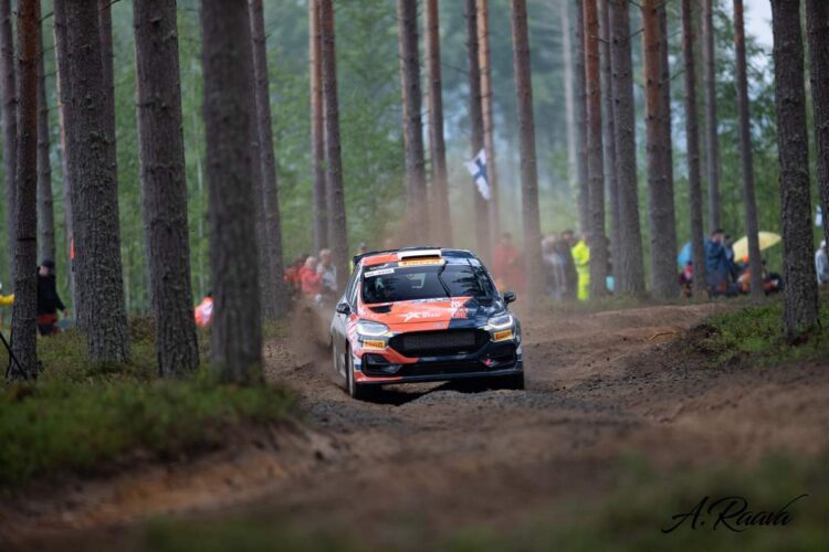 SUUR GALERII: Ott Tänak, Robert Virves, Georg Linnamäe ja Romet Jürgenson Soome MM-rallil 2024