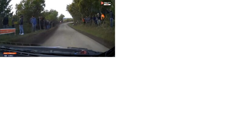 SS1: Tänak ja Ogier hoidusid taas kommentaaridest – Pealtvaatajad põhjustasid katse tühistamise