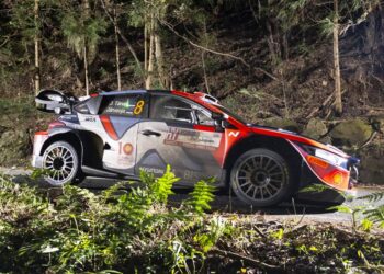 SS12: Laupäevase päeva kolmanda katse said sõita vaid viis esimest ekipaaži