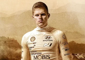 Ott Tänak Hyundai jagatud postril. Foto: @hmsgofficial/Instagram