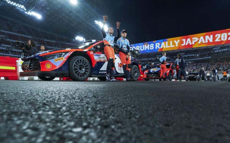 Ott Tänak ja Martin Järveoja Jaapani rallil 2024, Foto: Vincent Thuillier / Hyundai Motorsport GmbH