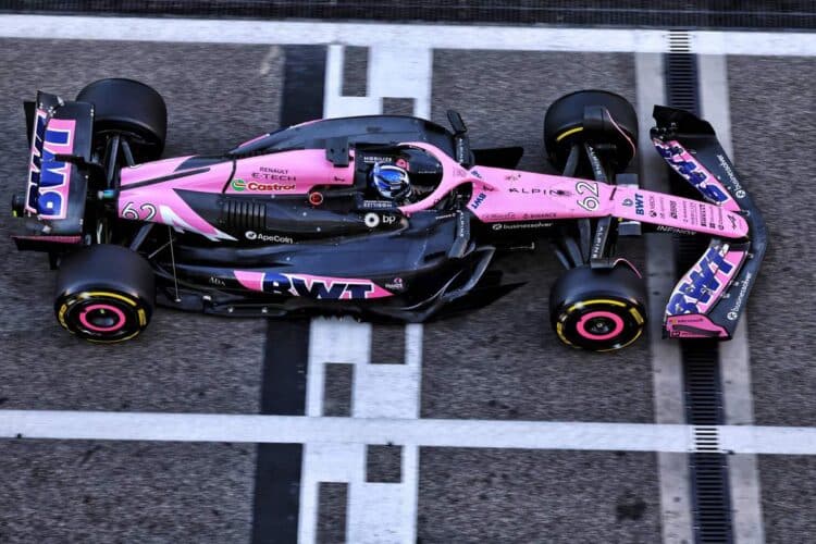 Paul Aron lõpetas elu esimese F1 testipäeva esikümnes – FOTOD