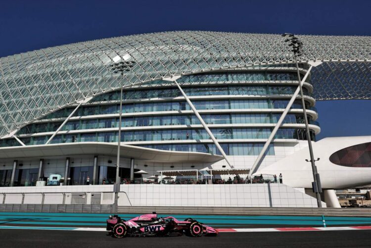 Paul Aron lõpetas elu esimese F1 testipäeva esikümnes – FOTOD