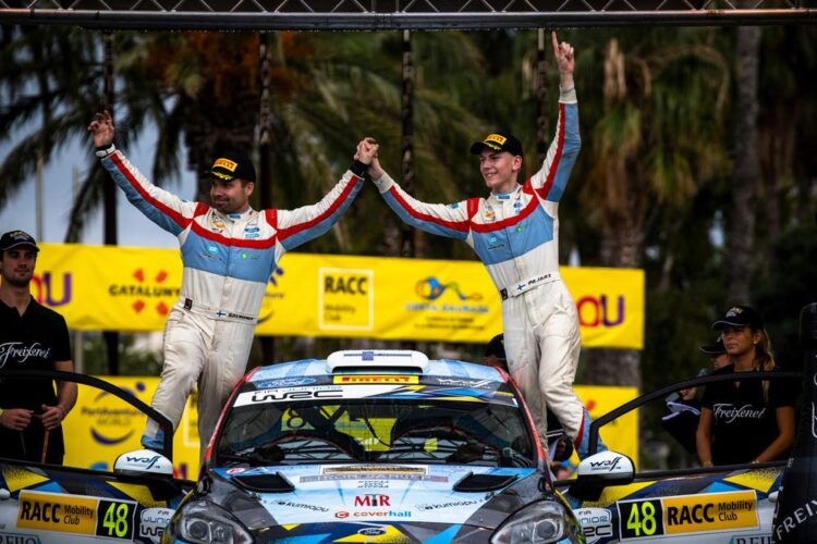 Sami PAJARI ja Marko SALMINEN JWRC võitu tähistamas, Foto: Jaanus Ree / Red Bull Content Pool