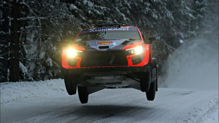 Vaata kuidas Tänak Soome lumistel teedel Hyundaid lennutas – VIDEO