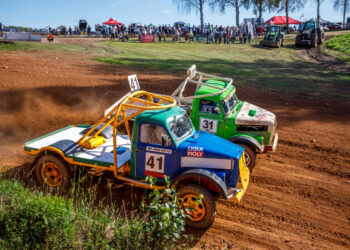 Autokrossivõistlused on vaatemängulised. Foto: Pille Russi