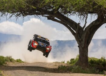 Ott Tänak ja Martin Järveoja Keenia Safari rallil 2025, Foto:: Austral / Hyundai Motorsport GmbH