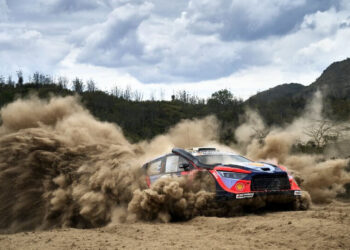 Ott Tänak ja Martin Järveoja Keenia Safari rallil 2025, Foto: Austral / Hyundai Motorsport GmbH