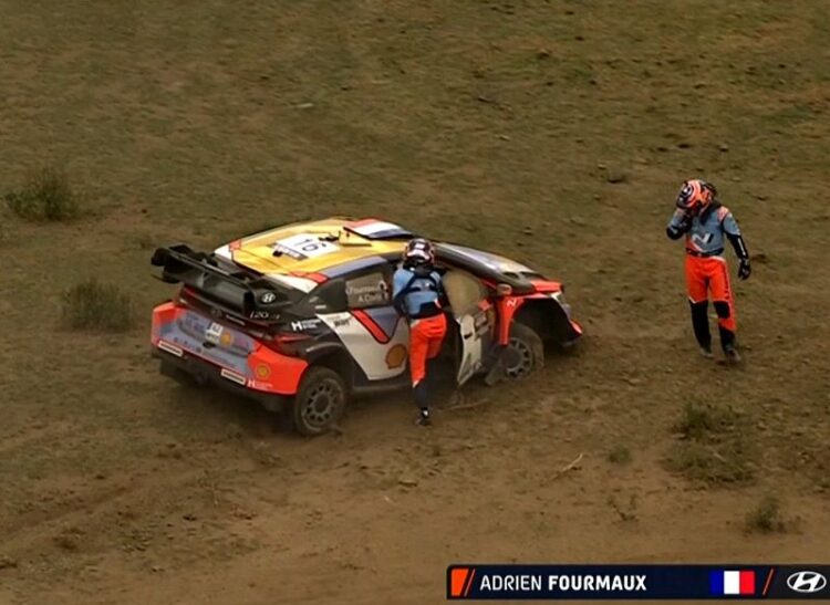 SS7: Korralik draama: Fourmaux katkestas, Solberg jäi kinni, McErleani Ford Pumal probleemid