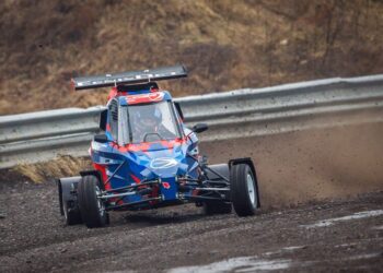 Crosskartide rallisprindisari algab Riias. Foto: Pille Russi