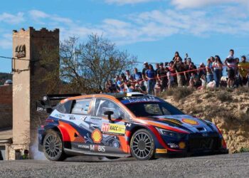 Ott Tänak ja Martin Järveoja 2022 aasta Hispaania rallil, Foto: Vincent Thuillier / Hyundai Motorsport GmbH