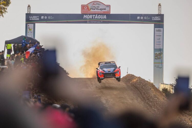 Adrien Fourmaux Portugali MM-rallil 2025, Foto: Dufour Fabien / Hyundai Motorsport GmbH