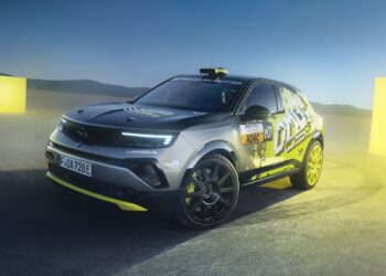 Opel Mokka GSE Rally Fotot: Stellantis