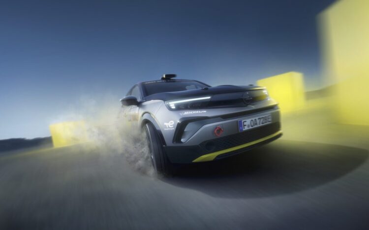 Opel Mokka GSE Rally Fotot: Stellantis