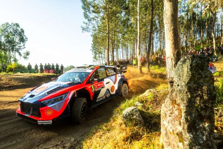 Ott Tänak ja Martin Järveoja Portugali MM-rallil 2025, Foto: Jaanus Ree / Red Bull Content Pool