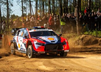 Adrien Fourmaux ja Alexandre Coria Portugali rallil 2025, Foto: Jaanus Ree / Red Bull Content Pool