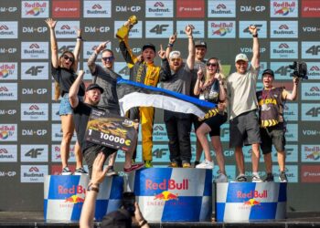 Oliver Randalu Drift Mastersi võitu tähistamas, Foto: Joerg Mitter / Red Bull Content Pool