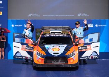 Ott Tanak ja Martin Jarveoja, Kreeka Akropolise rallil 2024 Foto: Romain Thuillier / Hyundai Motorsport GmbH