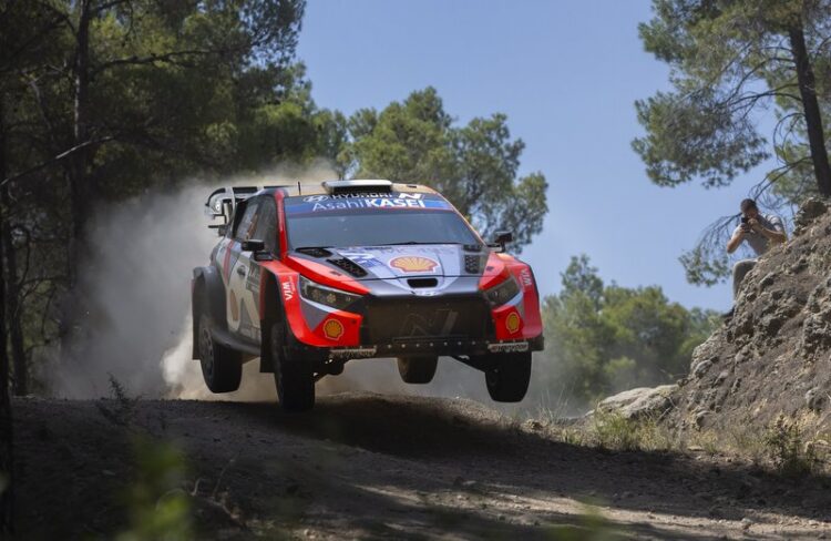 Ott Tänak ja Martin Järveoja Kreeka MM-rallil 2025, Foto: Austral / Hyundai Motorsport GmbH