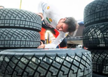 Thierry Neuville Kreeka MM-rallil, Foto: Jaanus Ree / Red Bull Content Pool