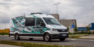 Liikuv juhtimiskeskus paikneb MAN TGE-s. Fotod: Pille Russi