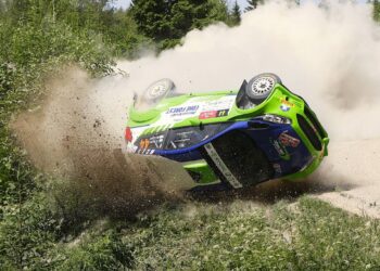 FOTOD ja VIDEO | Lõuna-Eesti ralli salakaval kurv niitis järjest sõitjaid