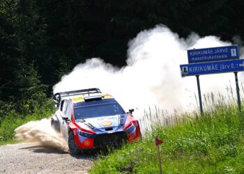FOTOD ja VIDEO: Ott Tänak ja Martin Järveoja andsid kuuma Lõuna-Eesti kiiretel kruusateedel