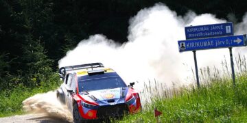 FOTOD ja VIDEO: Ott Tänak ja Martin Järveoja andsid kuuma Lõuna-Eesti kiiretel kruusateedel