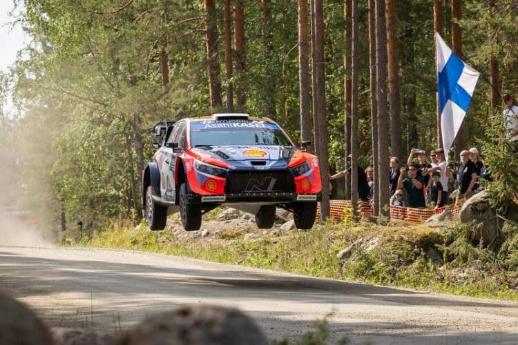 Ott Tänak kiitis Soome ralli viimast võistluspäeva: “See ongi see, kuidas pühapäev välja peaks nägema”