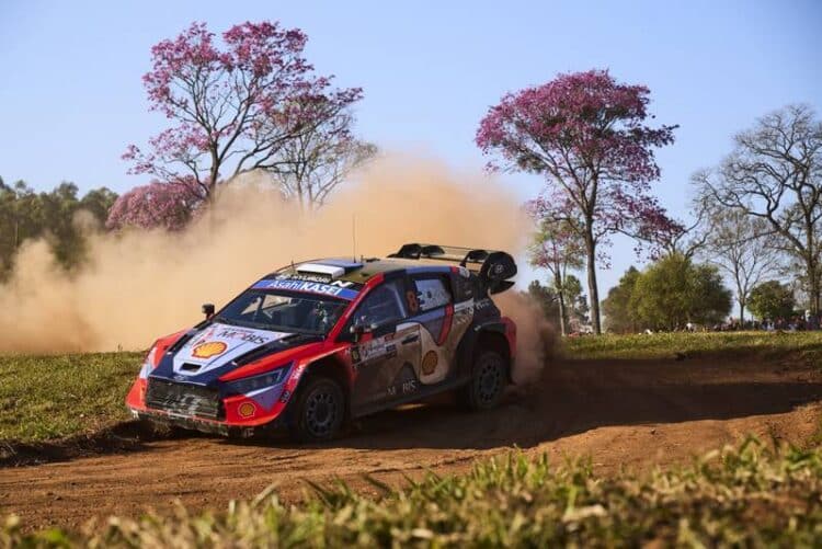 Ott Tänak ja Martin Järveoja Paraguay MM-ralli 2025, Foto: Photographer: Vincent Thuillier / Hyundai Motorsport GmbH