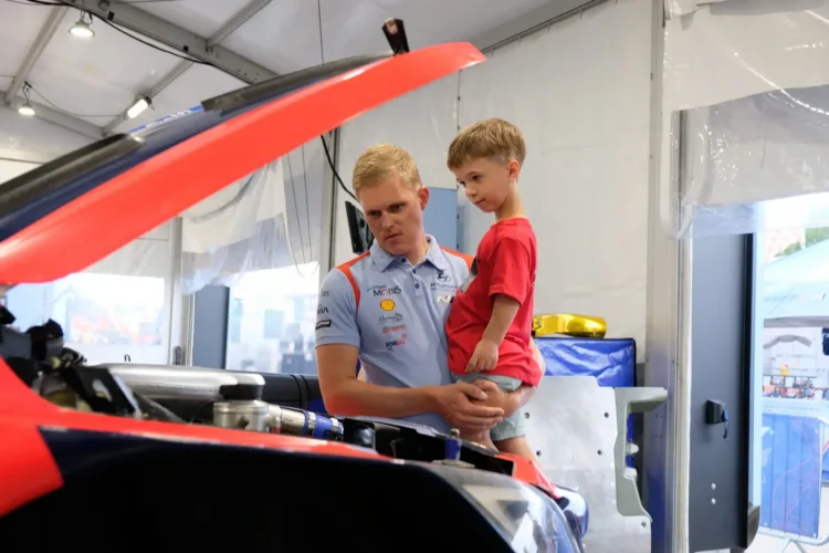 Ott Tänak ja Sander-Lucas, Foto: minuunistustepaev.ee
