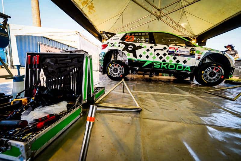 Robert Virves ja Jakko Viilo, Paraguay MM-ralli 2025 Foto: andre@at-world.com