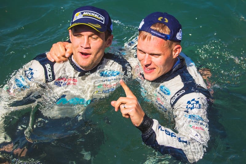 Ott Tänak ja Martin Järveoja karjääri esimest WRC-etapivõitu Sardiinias tähistamas, Foto: M-Sport