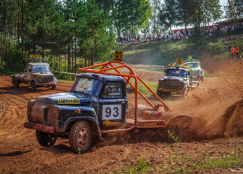 OSC Eesti meistrivõistlused veoautokrossis hooaja lõpetab traditsiooniline Matsi etapp!