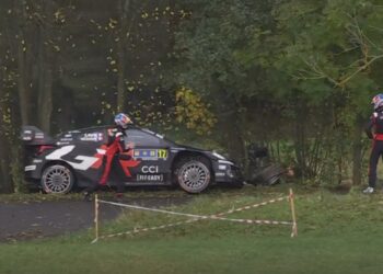 SS10: Ogier tegi avarii ja katkestas ralli – Tänak tõusis kolmandaks