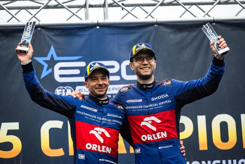 Vasakult: Szymon Gospodarczyk ja Mikołaj Marczyk, Foto: @World / Red Bull Content Pool