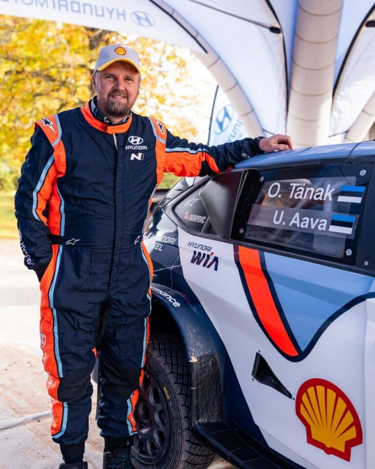 Urmo Aava, Foto: Silvo Voznesenski, Masinawärk