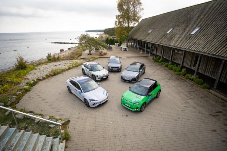 PILDID: Toimus Eesti Autogala 2025 suur sõidupäev