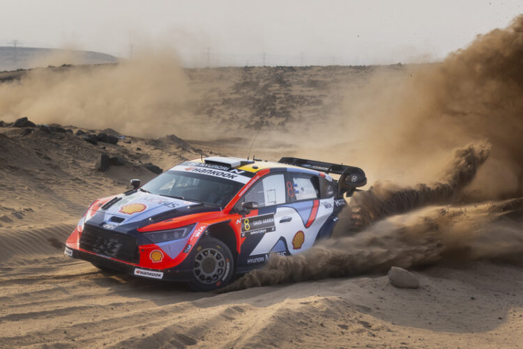 Ott Tänak ja Martin Järveoja Saudi Araabia MM-ralli 2025, Foto: Austral / Hyundai Motorsport GmbH