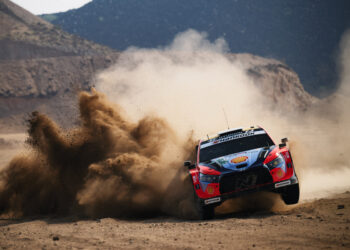 Ott Tänak ja Martin Järveoja Saudi Araabia MM-ralli 2025, Foto: Romain Thuillier / Hyundai Motorsport GmbH