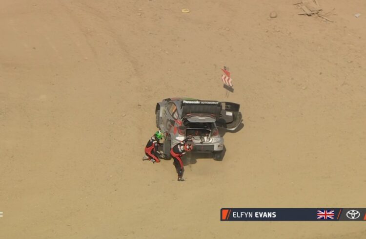 Evans ratast vahetamas