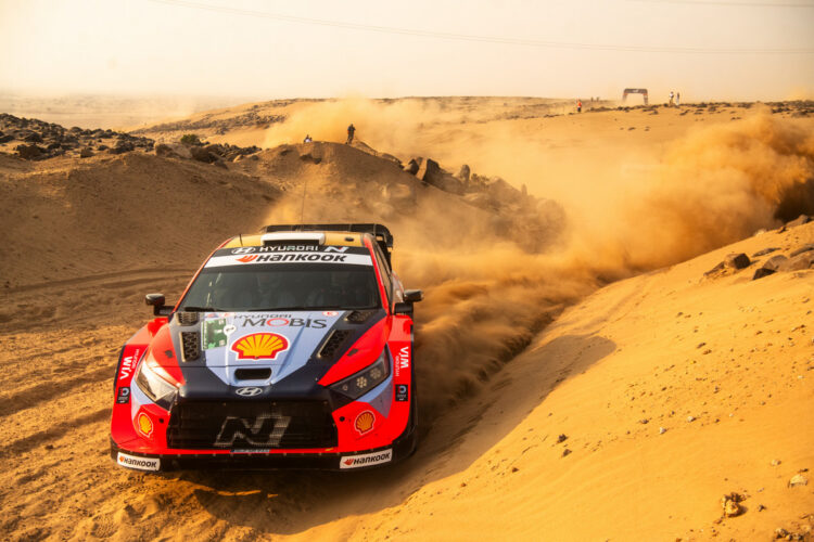 Ott Tänak ja Martin Järveoja Saudi Araabia MM-ralli 2025, Foto: Jaanus Ree / Red Bull Content Pool